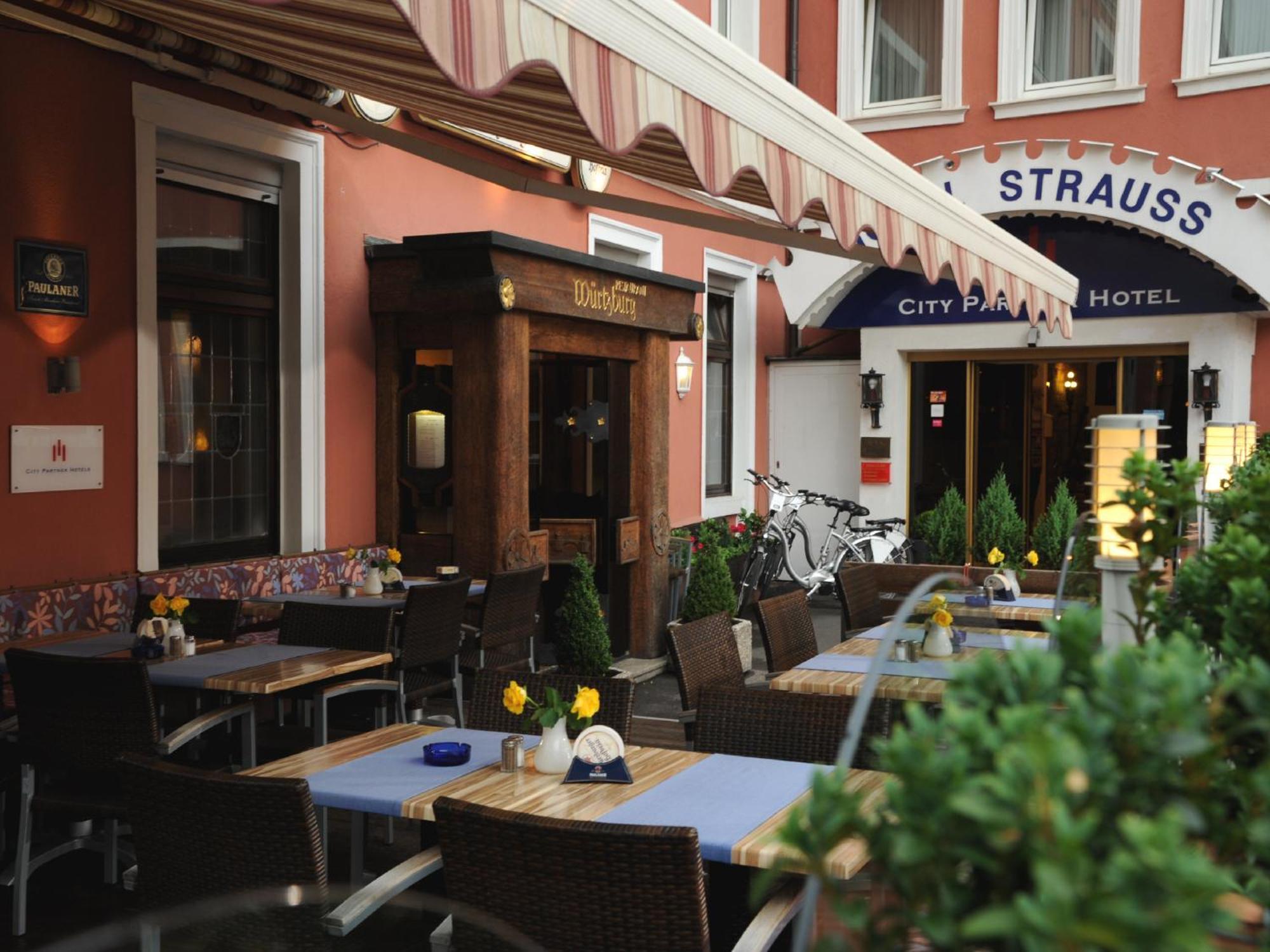 City Partner Hotel Strauss Wurzburg Exterior photo